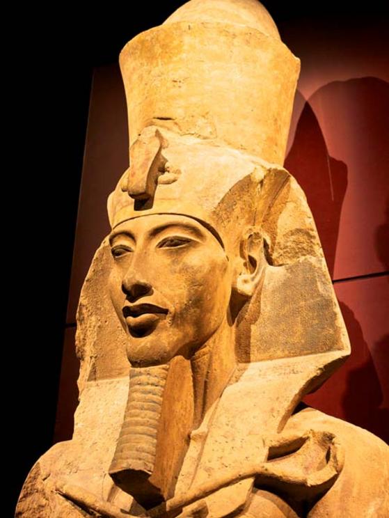 Statue of Akhenaten - Father of Tutankhamun 