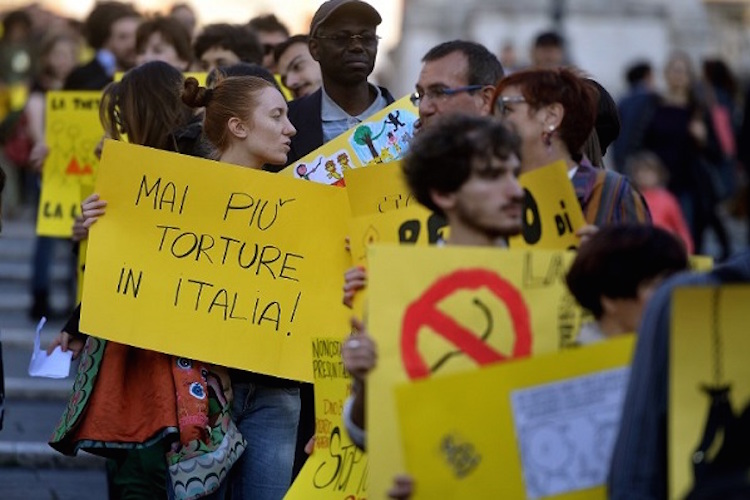 Massive protests in Italy signal revolution against mandatory vaccines