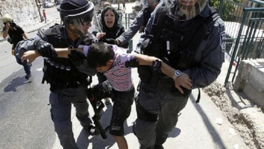 Since 2000, 10,000 Palestine children have been arbitrarily detained and in many cases tortured by Israeli security forces. | Photo: Reuters