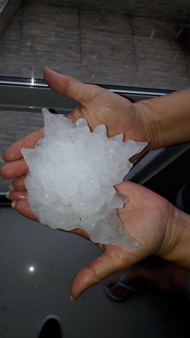 giant hailstone hits Cordoba, Argentina on February 8, 2018. By Victoria Druetta