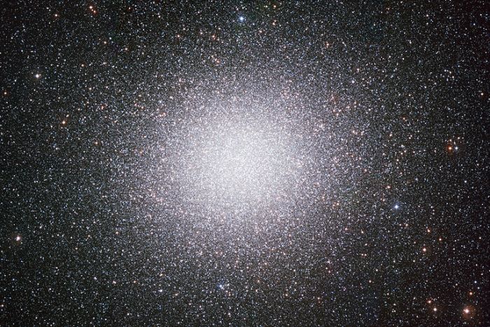 The astronomers studied 10 exceptionally luminous globular clusters, which were almost as bright as Omega Centauri